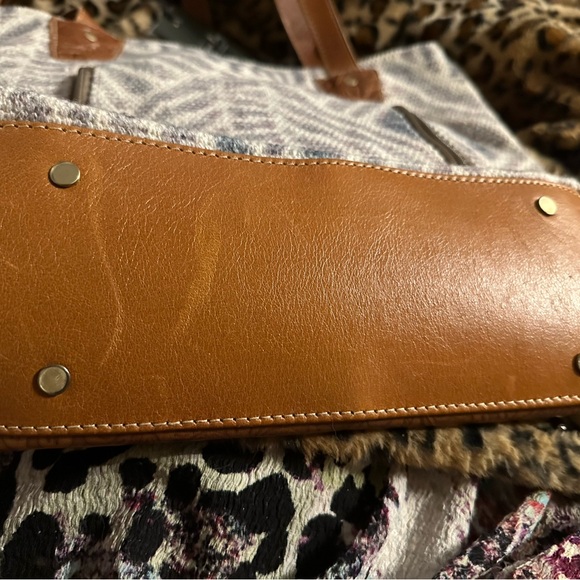 Myra Bag Brown and Cream Tote with Structured Design, only call out is on bottom - Picture 5 of 8